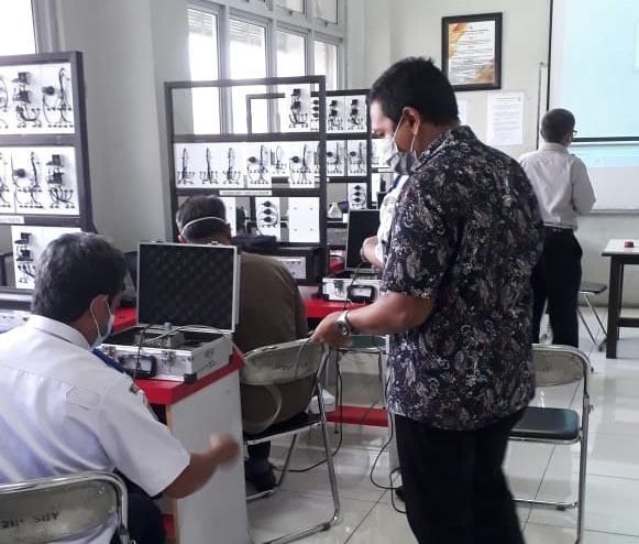 Pelatihan Programmable Logic Controller (PLC) di Politeknik Pelayaran